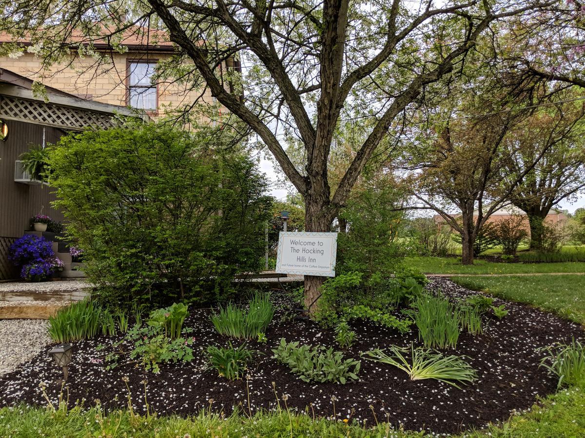 Hocking Hills Inn Logan Εξωτερικό φωτογραφία