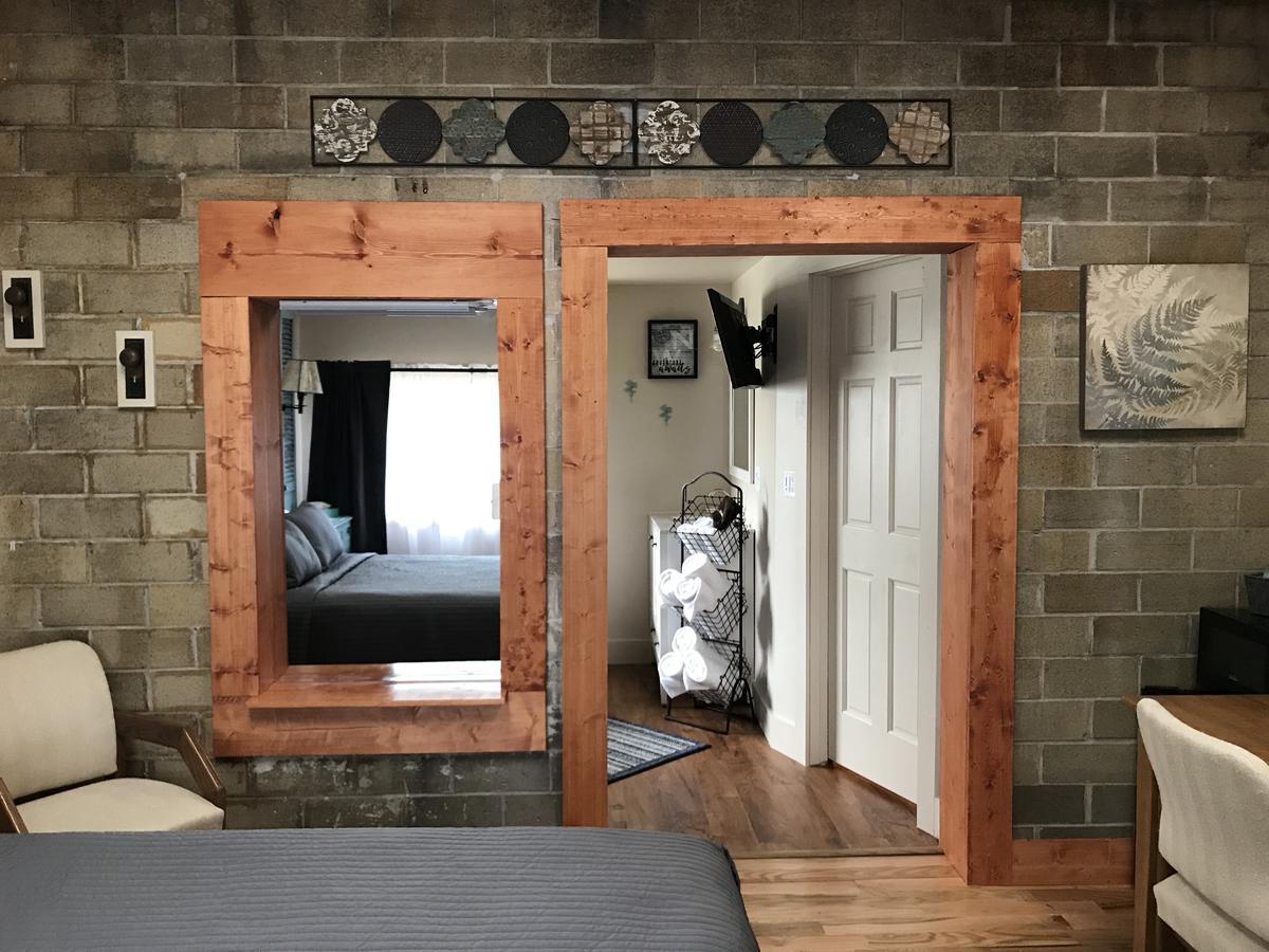 Hocking Hills Inn Logan Εξωτερικό φωτογραφία